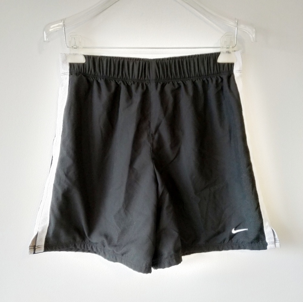 Nike Performance Shorts Size S